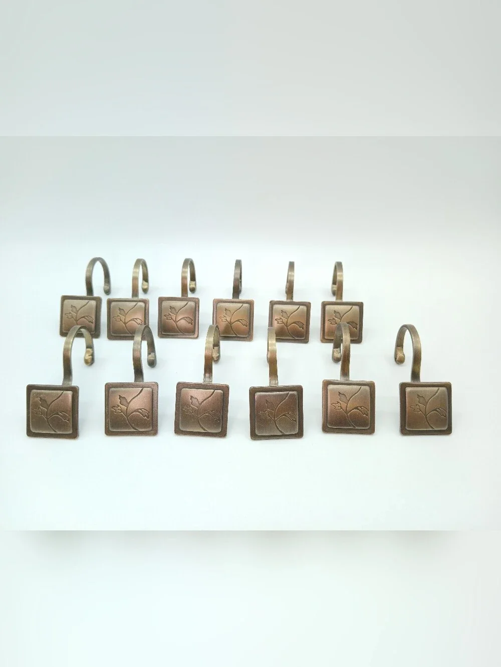 Set of 12 Antique Brass Shower Curtain Hooks with Leaf Detail - Brass Tone